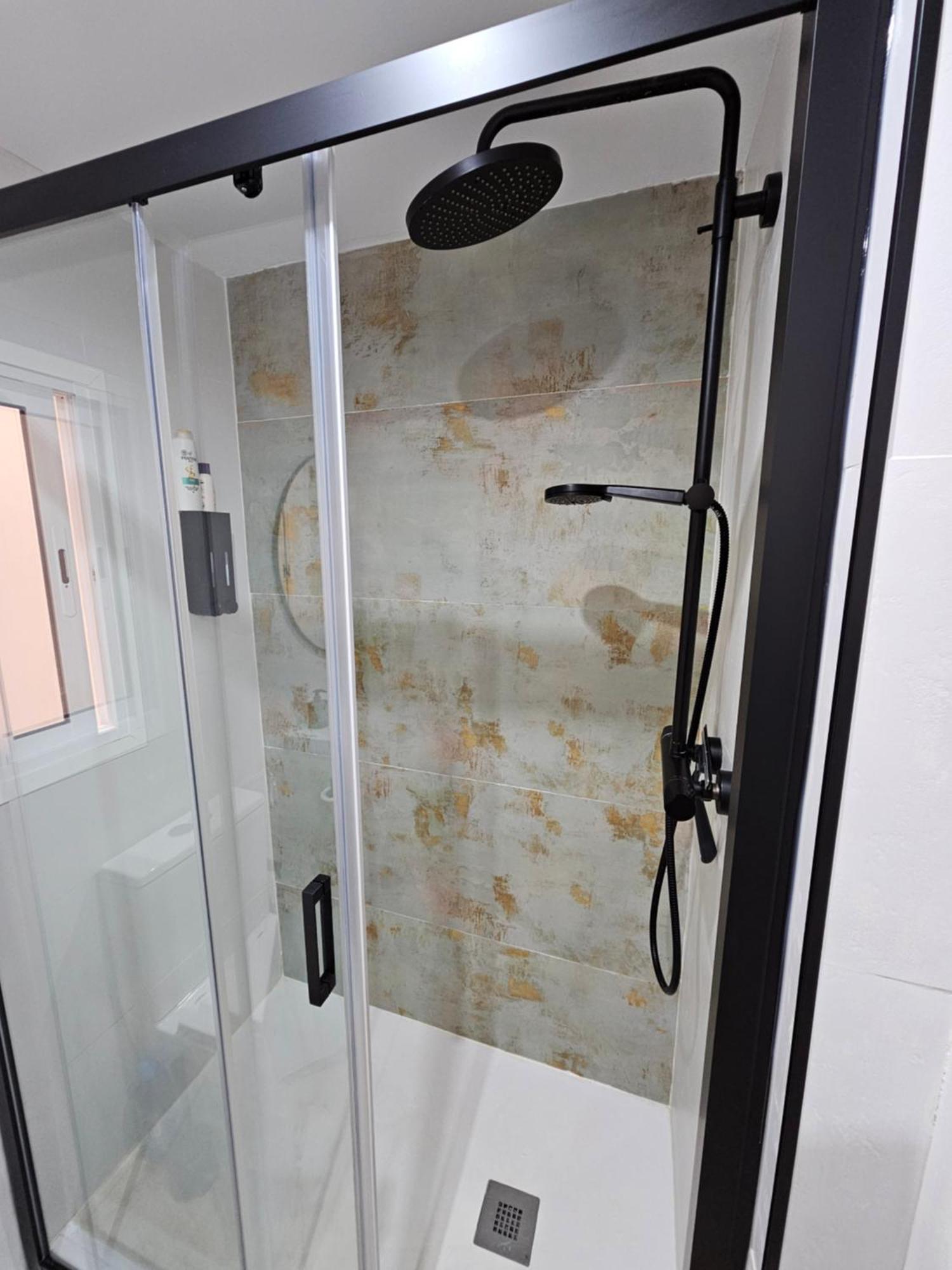 Exclusivo Apartamento Cerca De La Playa Málaga Dış mekan fotoğraf